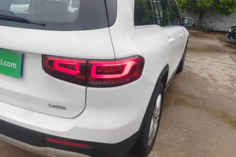 Used Mercedes-Benz GLB 2023 GLB 200 Dynamic Edition Exterior 3