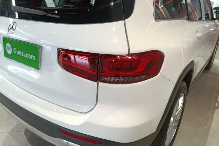 Used Mercedes-Benz GLB 2023 Refresh GLB 200 Fashion Edition Exterior 3
