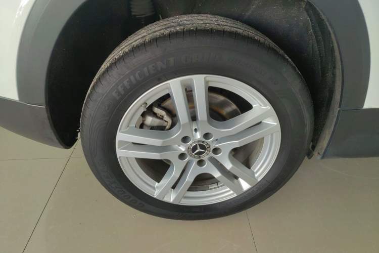 Used Mercedes-Benz GLB 2023 GLB 200 Fashion Model Exterior 5