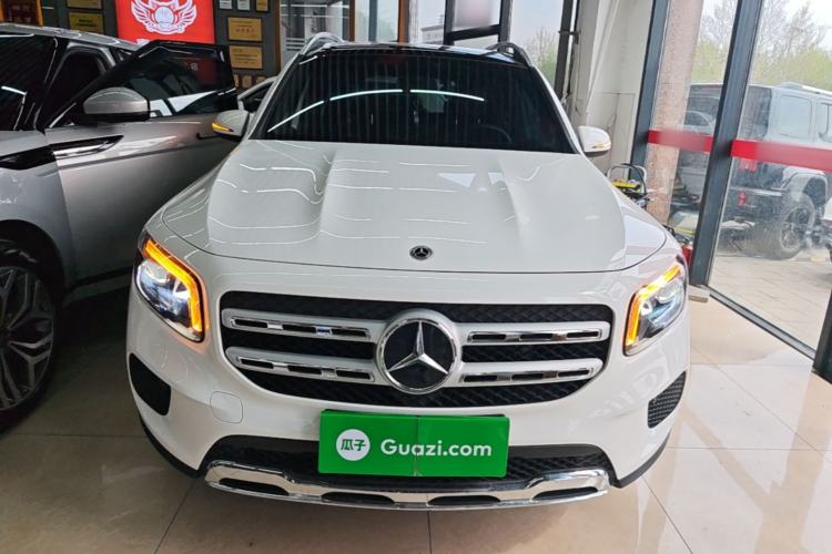 Used Mercedes-Benz GLB 2023 Refreshed GLB 200 Dynamic Edition Front