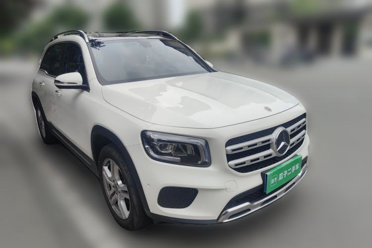 Used Mercedes-Benz GLB 2023 GLB 220 Sport Edition Front Right 45 Deg