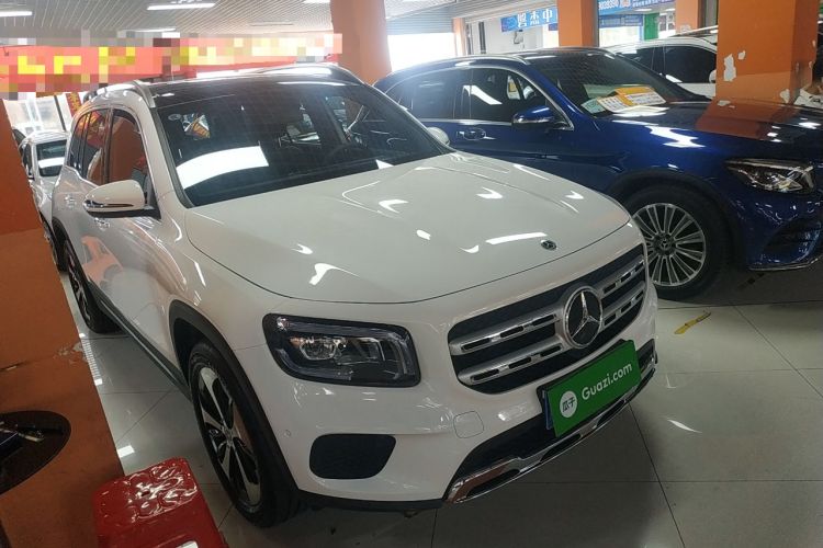 Used Mercedes-Benz GLB 2023 GLB 220 Fashion Model Front Right 45 Deg