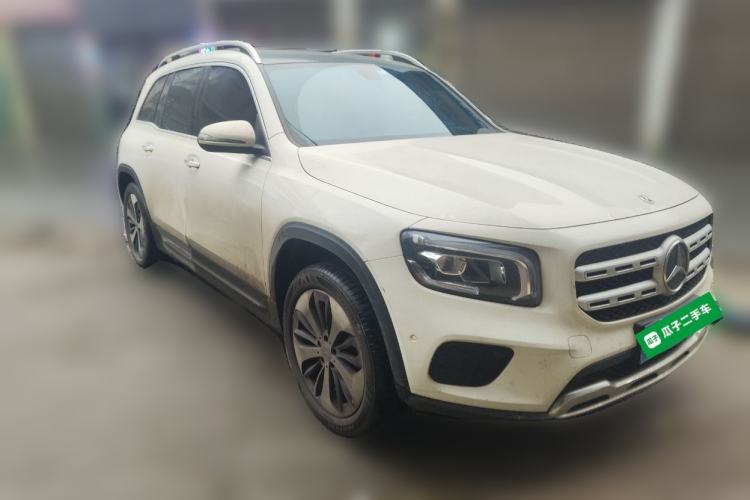 Used Mercedes-Benz GLB 2023 GLB 220 Fashion Model Front Right 45 Deg