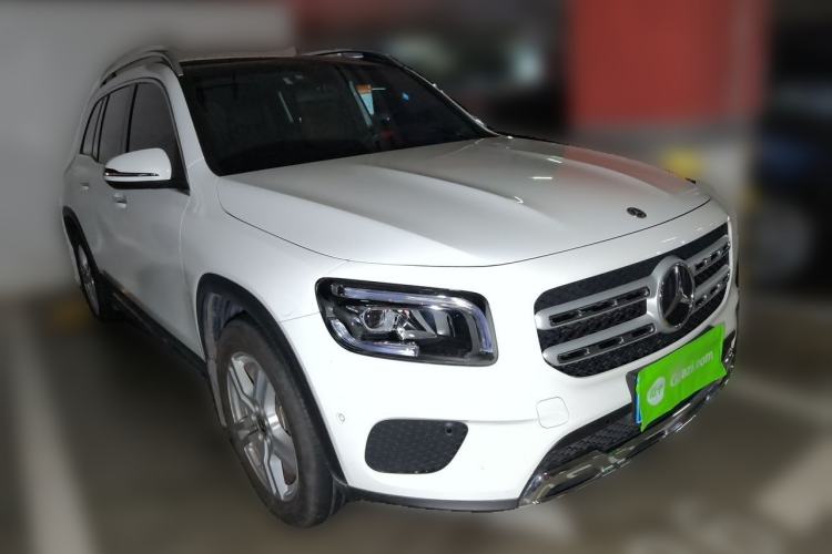 Used Mercedes-Benz GLB 2023 GLB 220 Sport Edition Front Right 45 Deg