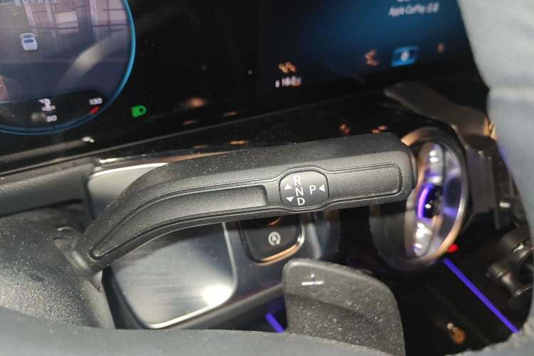 Used Mercedes-Benz GLB 2023 GLB 220 Sport Edition Gear Lever