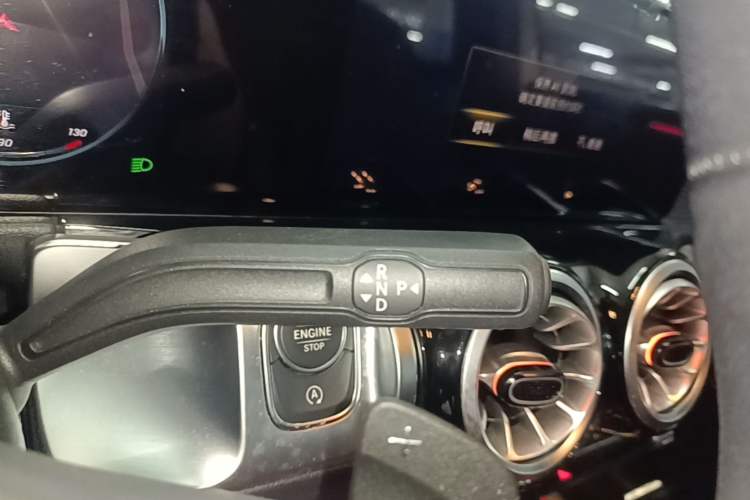 Used Mercedes-Benz GLB 2023 GLB 220 Fashion Model Gear Lever
