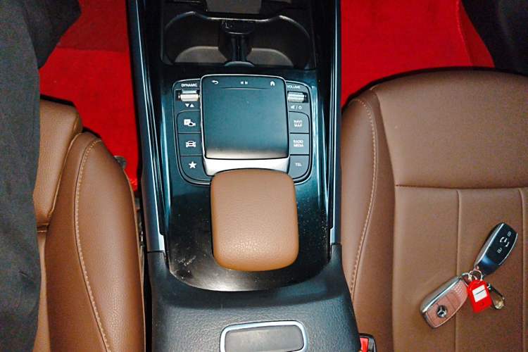Used Mercedes-Benz GLB 2023 GLB 200 Fashion Model Gear Lever