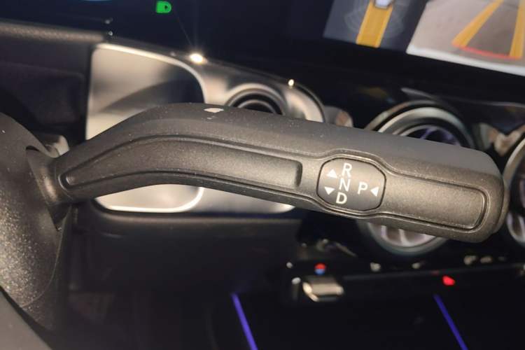 Used Mercedes-Benz GLB 2023 GLB 220 Fashion Model Gear Lever