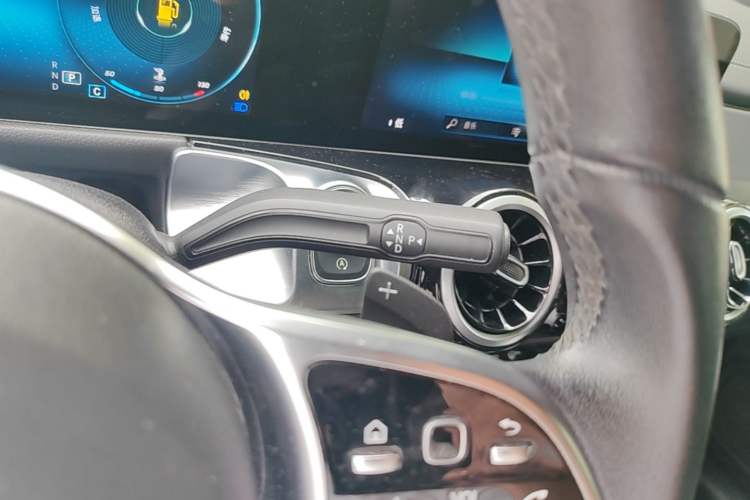 Used Mercedes-Benz GLB 2023 GLB 200 Fashion Model Gear Lever