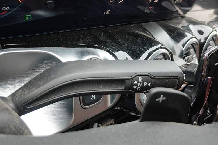 Used Mercedes-Benz GLB 2023 GLB 220 Fashion Model Gear Lever