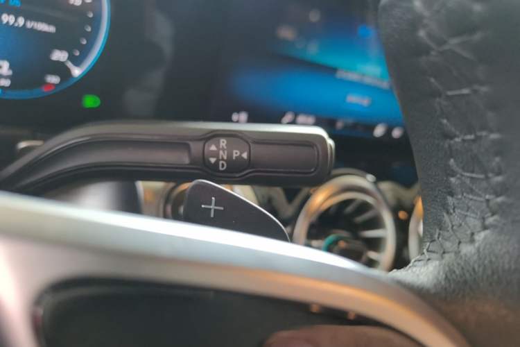 Used Mercedes-Benz GLB 2023 GLB 220 Sport Edition Gear Lever