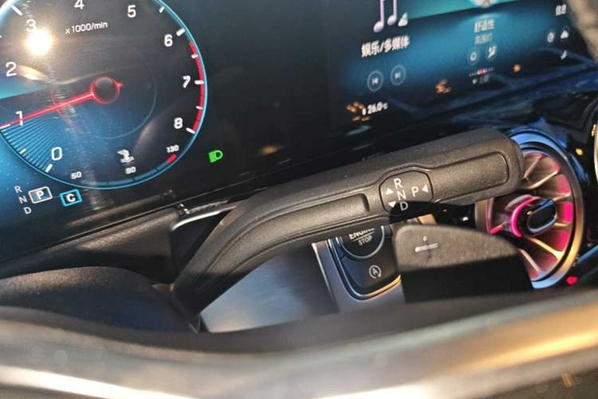 Used Mercedes-Benz GLB 2023 GLB 220 Sport Edition Gear Lever