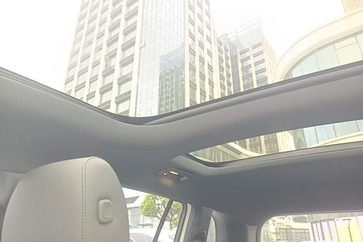 Used Mercedes-Benz GLB 2023 GLB 220 Sport Edition Headliner