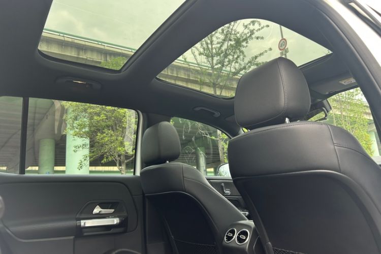 Used Mercedes-Benz GLB 2023 GLB 220 Sport Edition Headliner