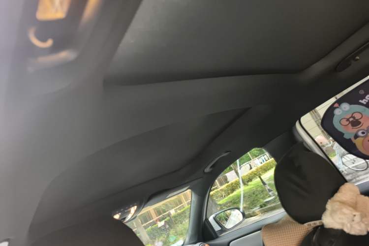 Used Mercedes-Benz GLB 2023 GLB 200 Dynamic Edition Headliner