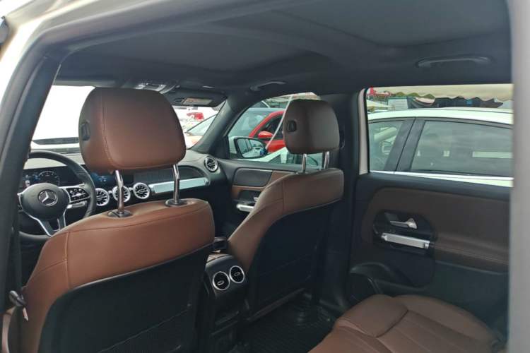 Used Mercedes-Benz GLB 2023 GLB 220 Sport Edition Headliner