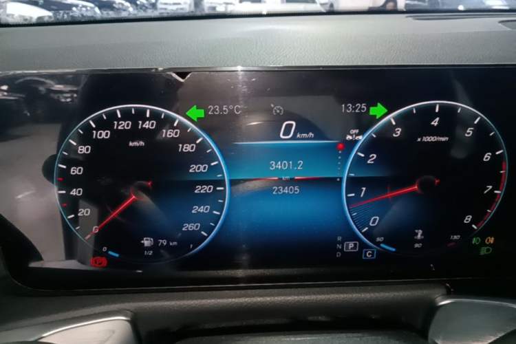 Used Mercedes-Benz GLB 2023 GLB 220 4MATIC Instrument Cluster