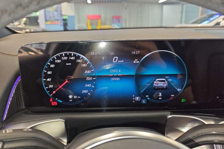 Used Mercedes-Benz GLB 2023 GLB 220 Fashion Model Instrument Cluster