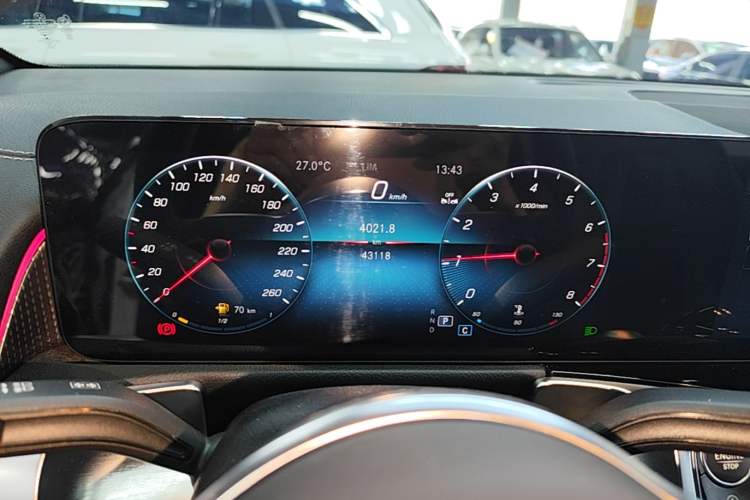 Used Mercedes-Benz GLB 2023 GLB 220 Fashion Model Instrument Cluster