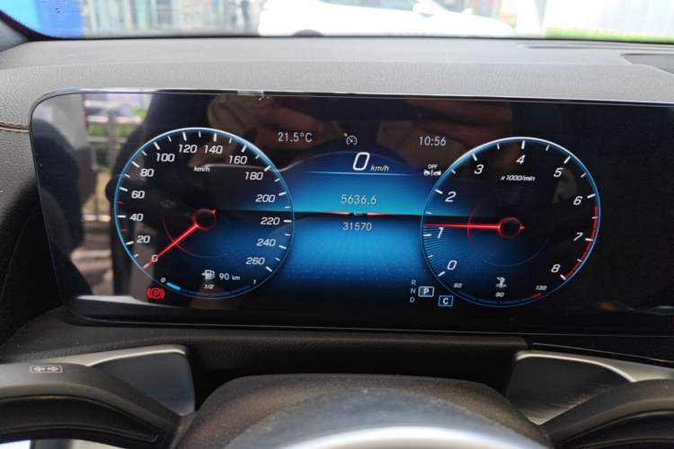 Used Mercedes-Benz GLB 2023 GLB 200 Dynamic Edition Instrument Cluster