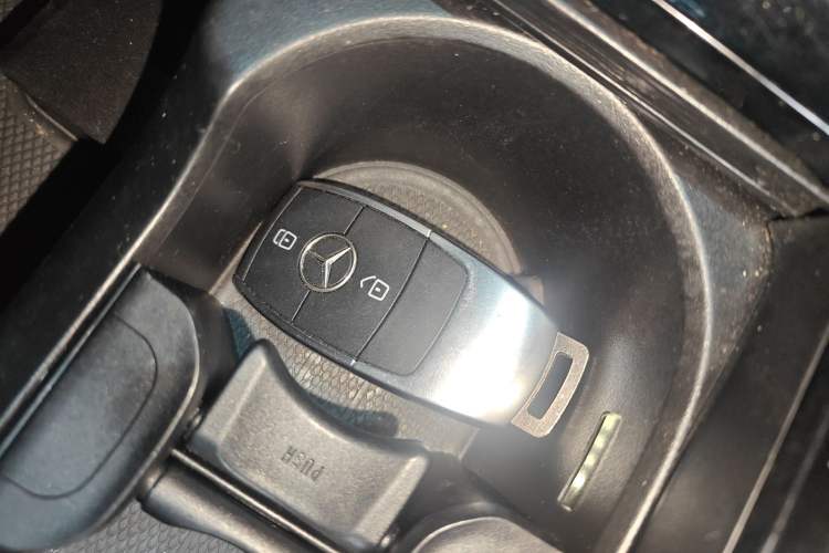 Used Mercedes-Benz GLB 2023 GLB 200 Dynamic Edition Interior 1