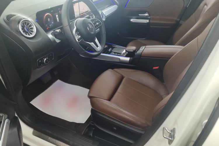 Used Mercedes-Benz GLB 2023 GLB 200 Dynamic Edition Interior 1