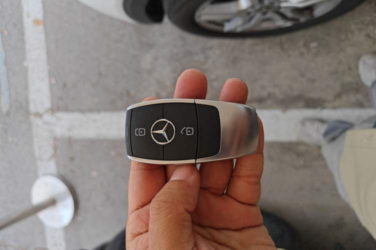 Used Mercedes-Benz GLB 2023 GLB 200 Dynamic Edition Interior 1