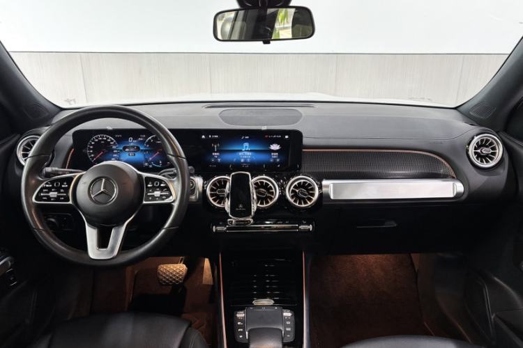 Used Mercedes-Benz GLB 2023 GLB 220 Sport Edition Interior 3
