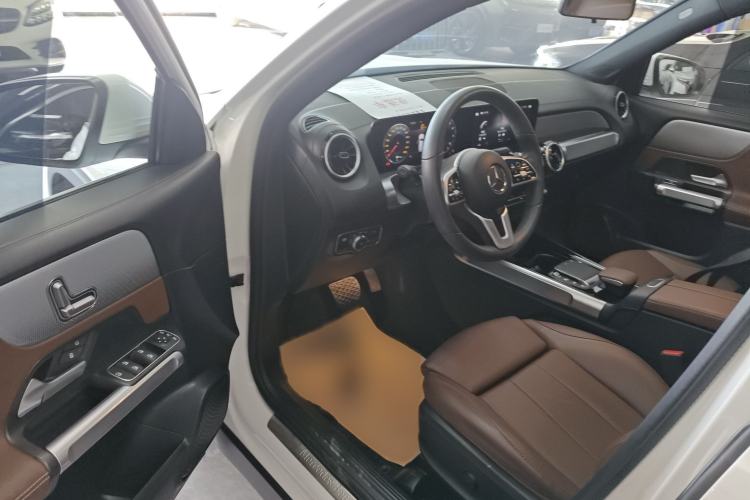 Used Mercedes-Benz GLB 2023 GLB 200 Fashion Model Interior 3
