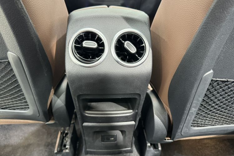 Used Mercedes-Benz GLB 2023 GLB 220 Sport Edition Interior 3
