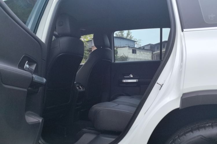 Used Mercedes-Benz GLB 2023 GLB 220 Fashion Model Interior 4