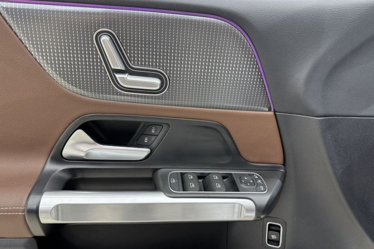 Used Mercedes-Benz GLB 2023 GLB 220 Sport Edition Interior 7