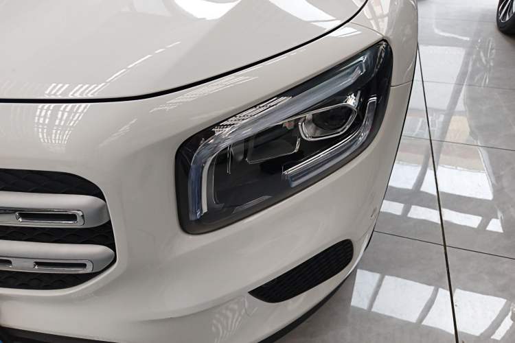 Used Mercedes-Benz GLB 2023 GLB 200 Fashion Model Left Front Headlight