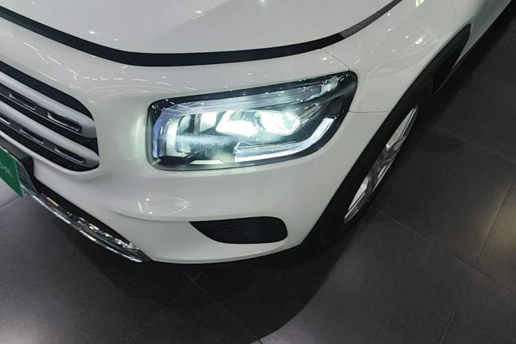 Used Mercedes-Benz GLB 2023 GLB 200 Dynamic Edition Left Front Headlight