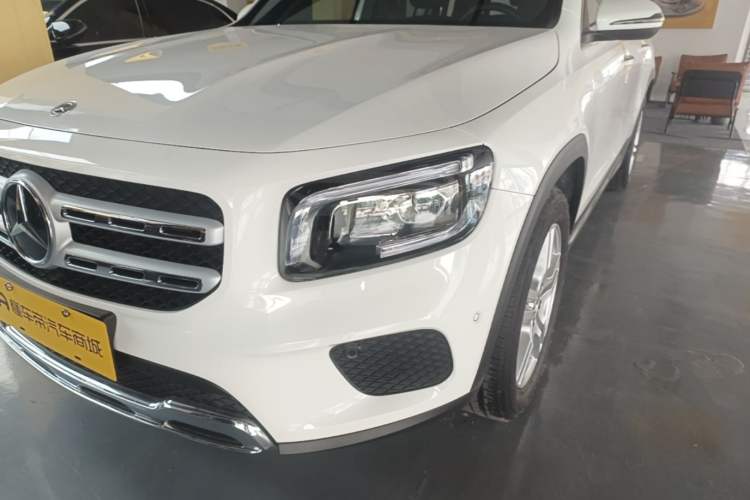 Used Mercedes-Benz GLB 2023 GLB 220 Sport Edition Left Front Headlight