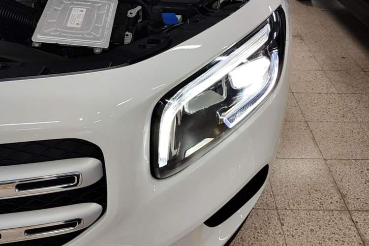 Used Mercedes-Benz GLB 2023 GLB 200 Fashion Model Left Front Headlight