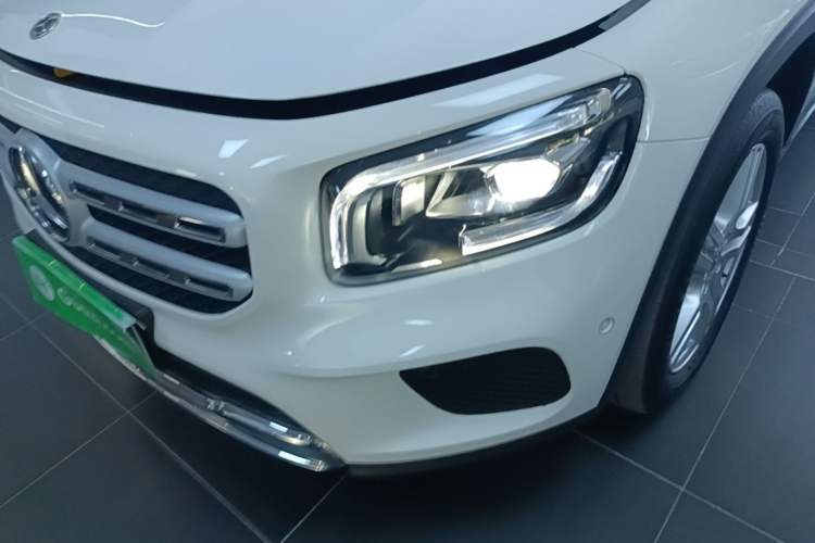 Used Mercedes-Benz GLB 2023 GLB 220 Sport Edition Left Front Headlight