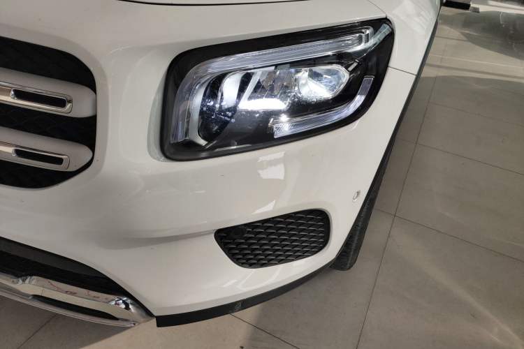Used Mercedes-Benz GLB 2023 GLB 220 Fashion Model Left Front Headlight