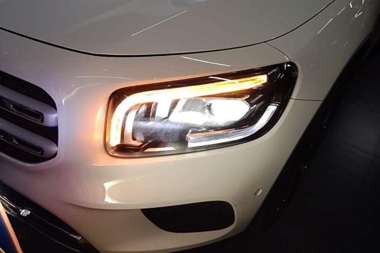 Used Mercedes-Benz GLB 2023 GLB 220 Fashion Model Left Front Headlight
