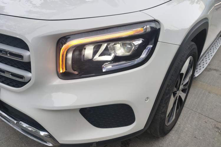 Used Mercedes-Benz GLB 2023 GLB 220 Fashion Model Left Front Headlight