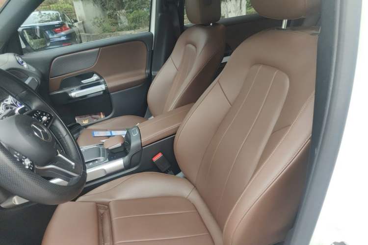Used Mercedes-Benz GLB 2023 GLB 220 Sport Edition Left Front Seat