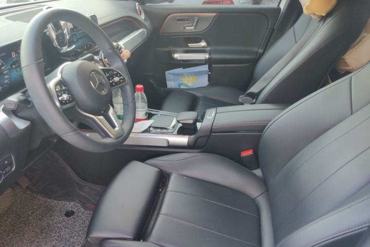 Used Mercedes-Benz GLB 2023 GLB 220 Fashion Model Left Front Seat