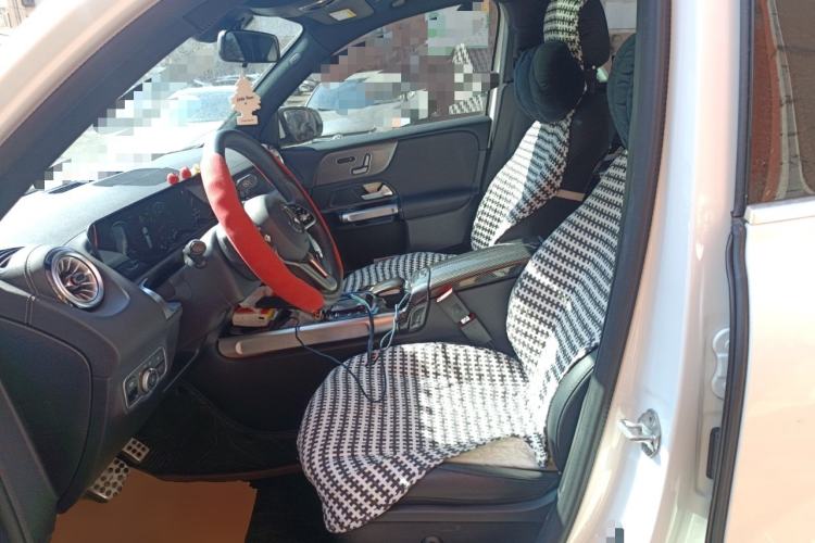 Used Mercedes-Benz GLB 2023 GLB 220 Fashion Model Left Front Seat