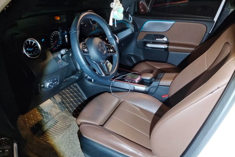 Used Mercedes-Benz GLB 2023 GLB 220 Sport Edition Left Front Seat