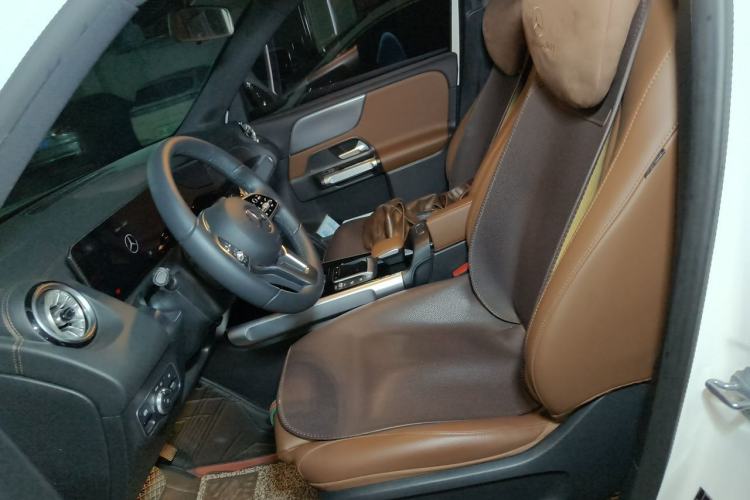 Used Mercedes-Benz GLB 2023 GLB 220 Sport Edition Left Front Seat