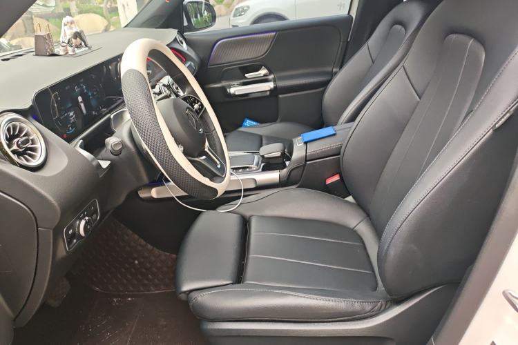 Used Mercedes-Benz GLB 2023 GLB 220 Sport Edition Left Front Seat