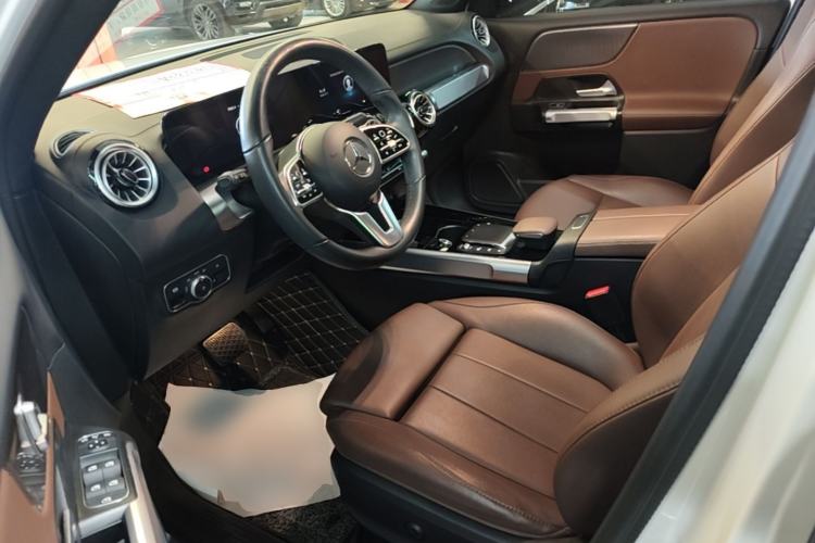 Used Mercedes-Benz GLB 2023 GLB 220 Sport Edition Left Front Seat