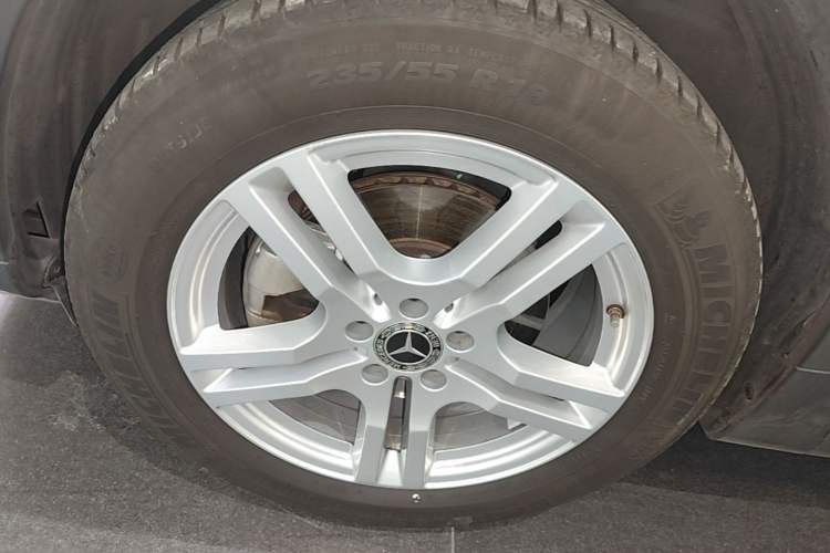 Used Mercedes-Benz GLB 2023 GLB 200 Dynamic Edition Left Front Wheel Hub