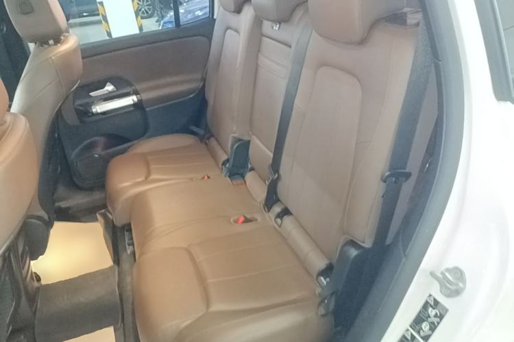 Used Mercedes-Benz GLB 2023 GLB 220 Fashion Model Left Rear Seat