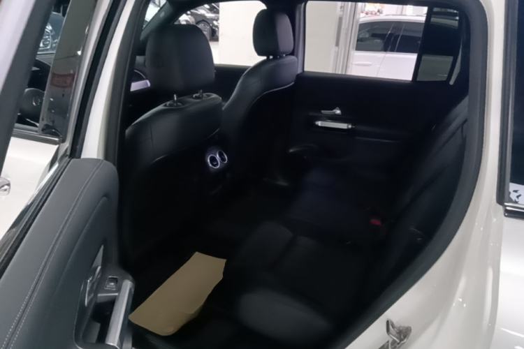 Used Mercedes-Benz GLB 2023 GLB 220 4MATIC Left Rear Seat
